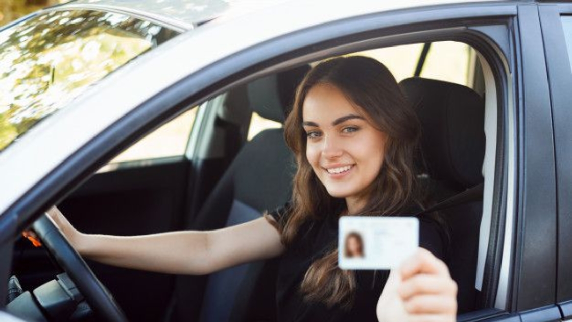Why Drive Smart Is the Best School for a Quick Driving License in Manchester